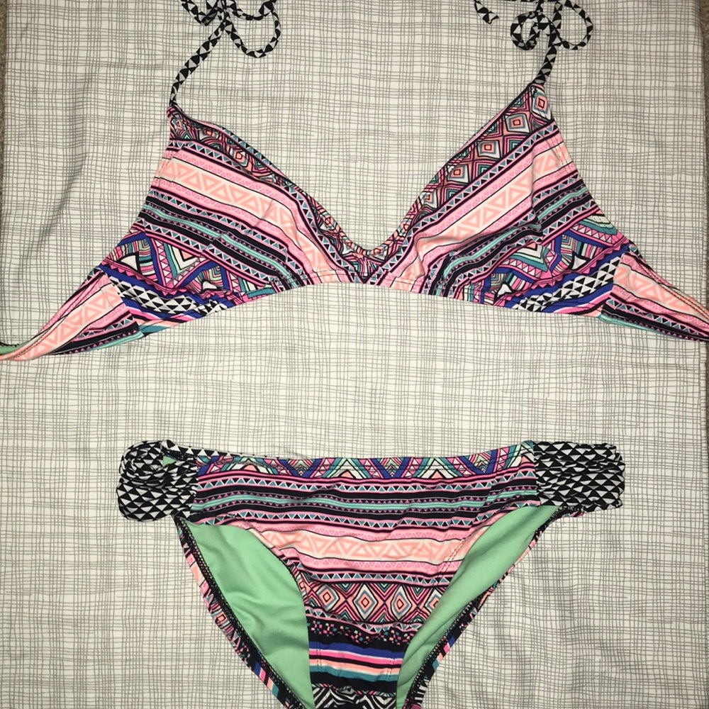swim suit